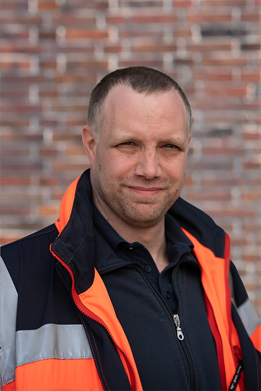 Tobias Schramm_mit HG_NBP07797-2